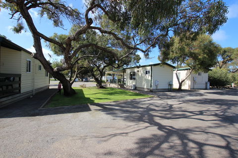 Minlaton Caravan Park - Tourism Hervey Bay 2