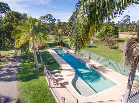 Mooyabil Farm Holidays - Tourism Hervey Bay 1