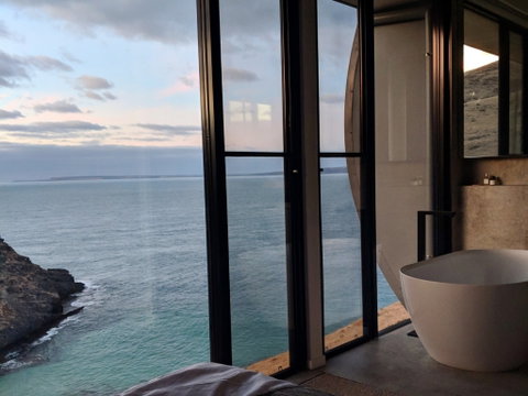 Naiko Retreat - Hervey Bay Accommodation 0