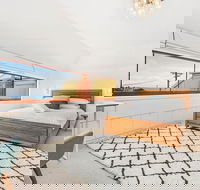 Newcastle Executive Homes - Oceanview Terrace - Hervey Bay Accommodation