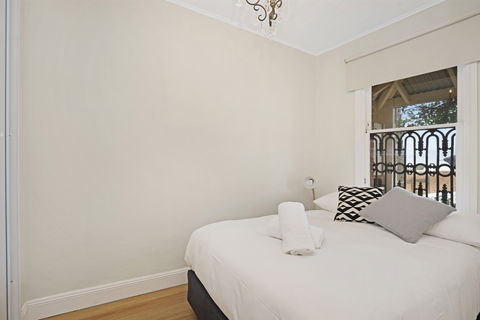 Newcastle Executive Homes - Oceanview Terrace - Tourism Hervey Bay 1