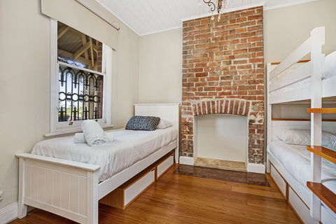 Newcastle Executive Homes - Oceanview Terrace - Tourism Hervey Bay 2