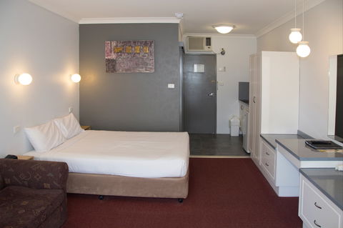Port Aloha Motel - Hervey Bay Accommodation 1