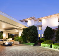 Ramada by Wyndham Diplomat Canberra - Tourism Hervey Bay