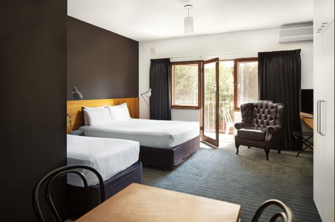 Riverview Hotel - Hervey Bay Accommodation 0