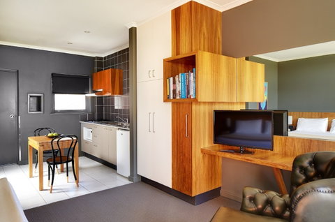 Riverview Hotel - Hervey Bay Accommodation 1