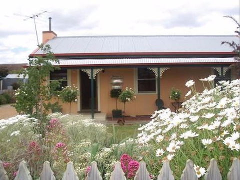 Ruby's Cottage - Hervey Bay Accommodation 0