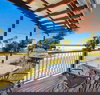 Seascape Holiday Apartments Lake Cathie - Hervey Bay Accommodation
