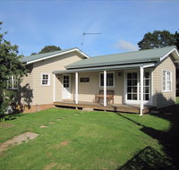 Sutton Forest Cottage - Hervey Bay Accommodation