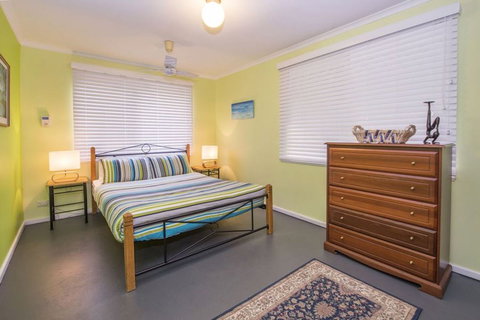 Swell Shack - Hervey Bay Accommodation 1