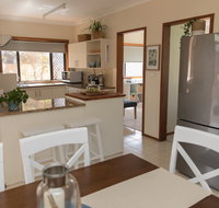 Taranaki Beach Unit - Hervey Bay Accommodation