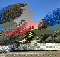 Tenterfield Luxury Historic Cottage - Hervey Bay Accommodation