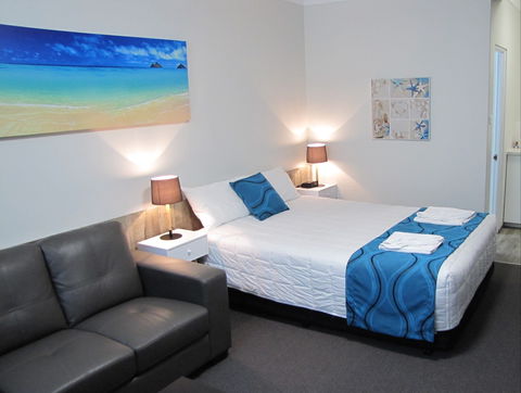 Top Of The Town Motel - Hervey Bay Accommodation 0