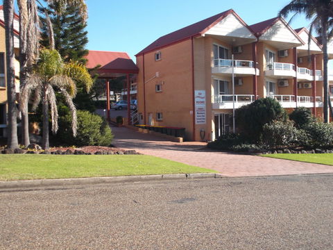 Ulladulla Harbour Motel,  Another Sinclair's Property - Hervey Bay Accommodation 0
