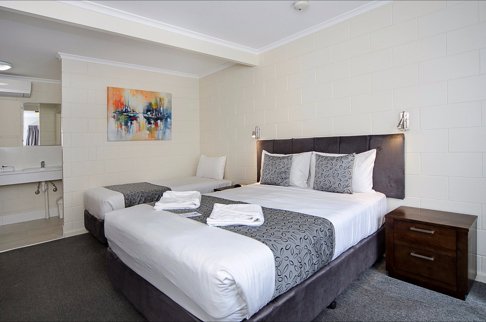  Hervey Bay Accommodation