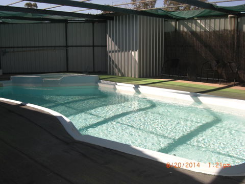Walgett Motel - Hervey Bay Accommodation 1
