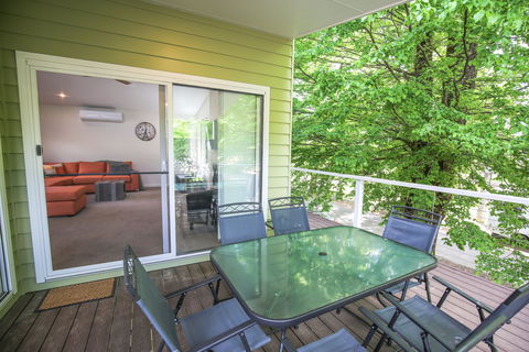Aberdeen - Hervey Bay Accommodation 1