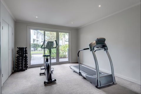 Adina Apartment Hotel Sydney Chippendale - Hervey Bay Accommodation 1