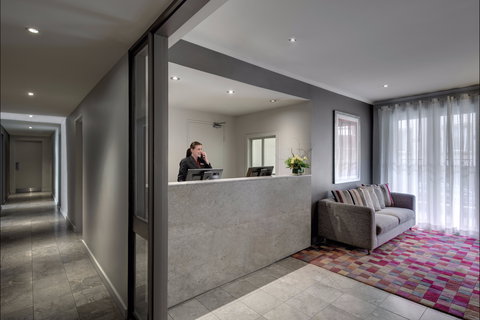 Adina Apartment Hotel Sydney Chippendale - Hervey Bay Accommodation 2