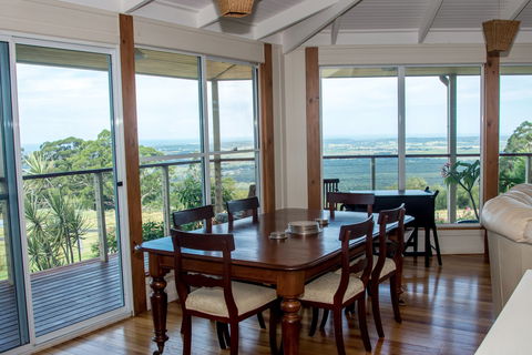 Amazing Secluzion - Hervey Bay Accommodation 2