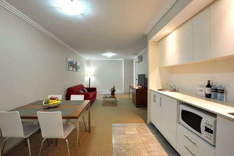APX Darling Harbour - Hervey Bay Accommodation 2