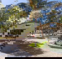 Big4 Blanchetown Riverside Holiday Park - Hervey Bay Accommodation