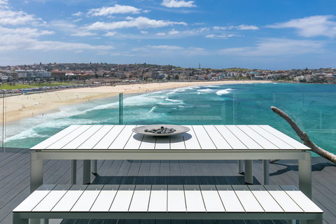 Bondi Beach Penthouse - Hervey Bay Accommodation 2
