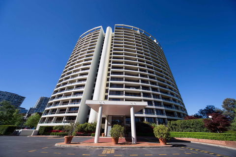 BreakFree Capital Tower - Hervey Bay Accommodation 0