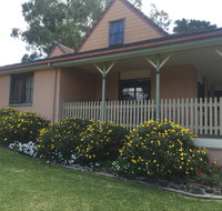 Carinya Cottage Holiday House - Tourism Hervey Bay