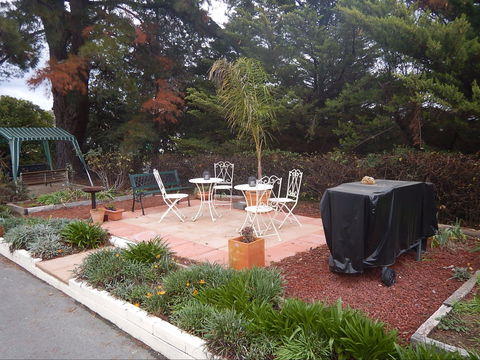 Colonial Lodge Motor Inn - Hervey Bay Accommodation 2