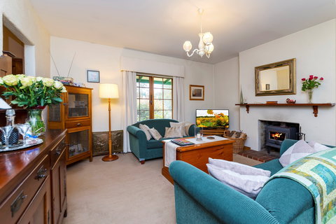 Country Pleasures Bed And Breakfast - Hervey Bay Accommodation 2