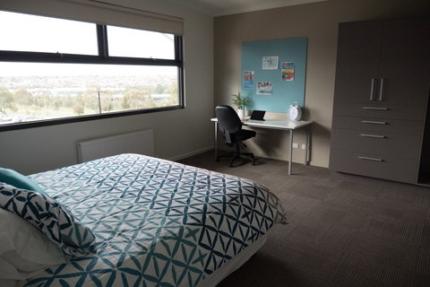 Deakin Waurn Ponds Units - Tourism Hervey Bay 0