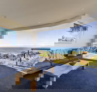 dlux  escape  83 Great Ocean Road Apartments Lorne - Hervey Bay Accommodation