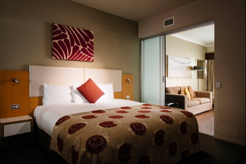 Grand Hotel And Apartments Townsville - Hervey Bay Accommodation 1