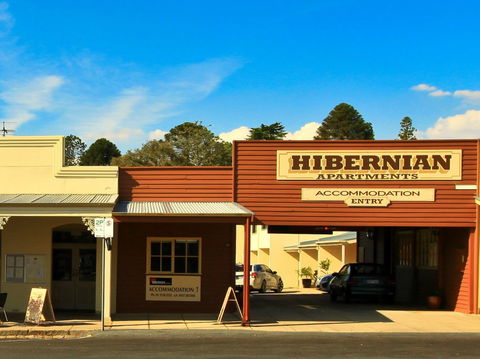 Hibernian Hotel Apartments - Hervey Bay Accommodation 1