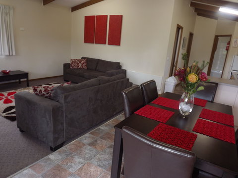 High Country Holiday Park - Hervey Bay Accommodation 1