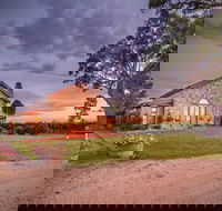 Honeysuckle Rise Country Accommodation - Hervey Bay Accommodation
