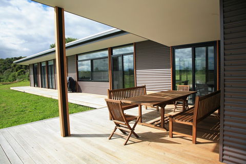 Just Inside The Gate - Hervey Bay Accommodation 1