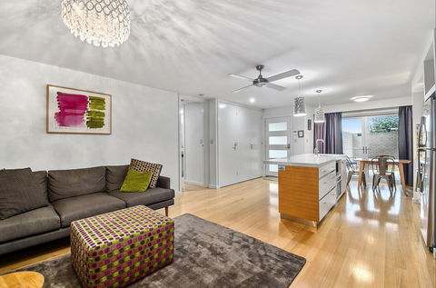 Limestone Coast Apartments - Tourism Hervey Bay 2