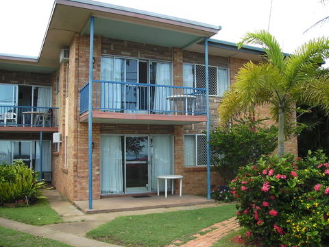 Lisianna Holiday Apartments - Hervey Bay Accommodation 0