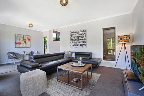 Luminosa - Hervey Bay Accommodation 0