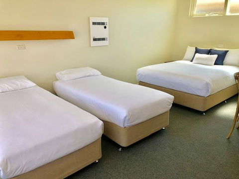Marina Motel Rooms - Tourism Hervey Bay 2