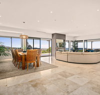 Mont Sapphire Luxury Retreat - Hervey Bay Accommodation