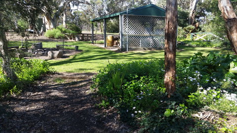 Padthaway Caravan Park - Hervey Bay Accommodation 2
