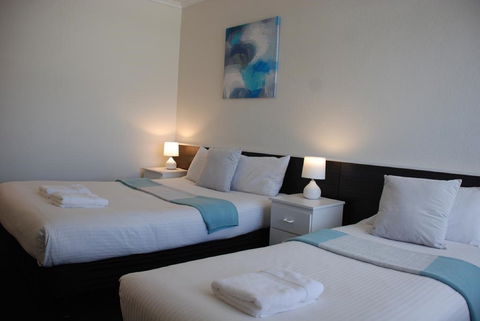 Red Carpet Motel - Hervey Bay Accommodation 0
