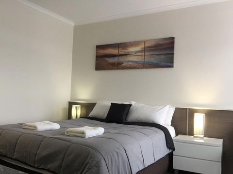 Red Carpet Motel - Hervey Bay Accommodation 2
