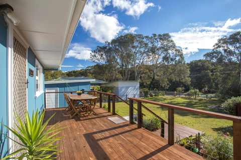 Retro Cottage - Hervey Bay Accommodation 1