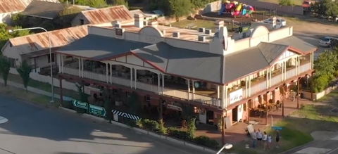 Royal Hotel Adelong - Tourism Hervey Bay 0