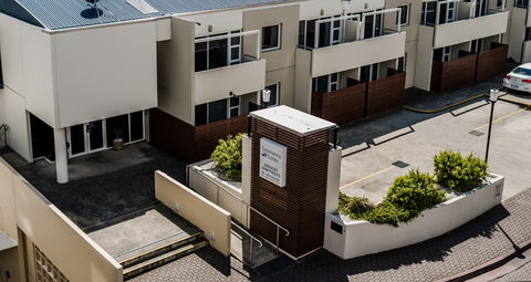 Salamanca Suites - Tourism Hervey Bay 0