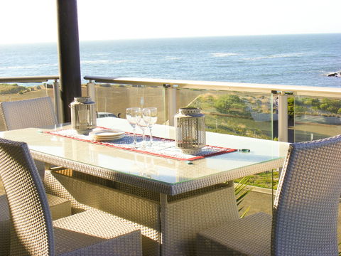 Shearwaters Apartment - Hervey Bay Accommodation 0